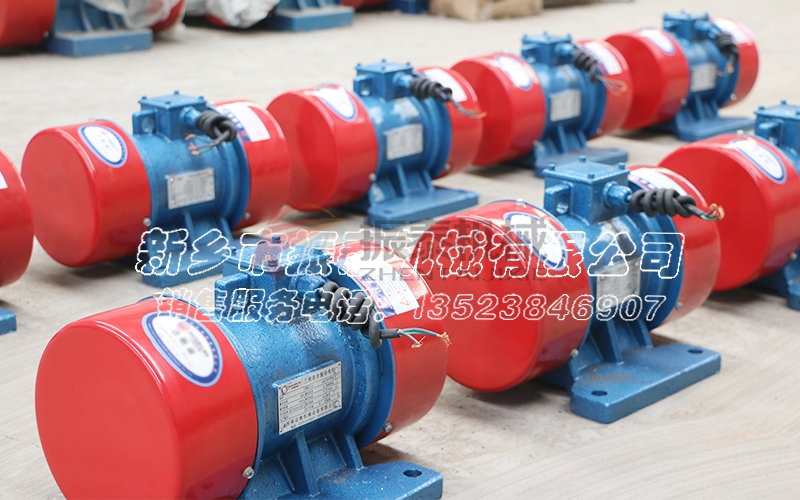 唐山ZDS-220-6型震動電機發貨，翟經理注意查收！