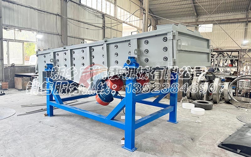 振動(dòng)篩電機(jī)選擇指南：4米長振動(dòng)篩配多大振動(dòng)電機(jī)合適？